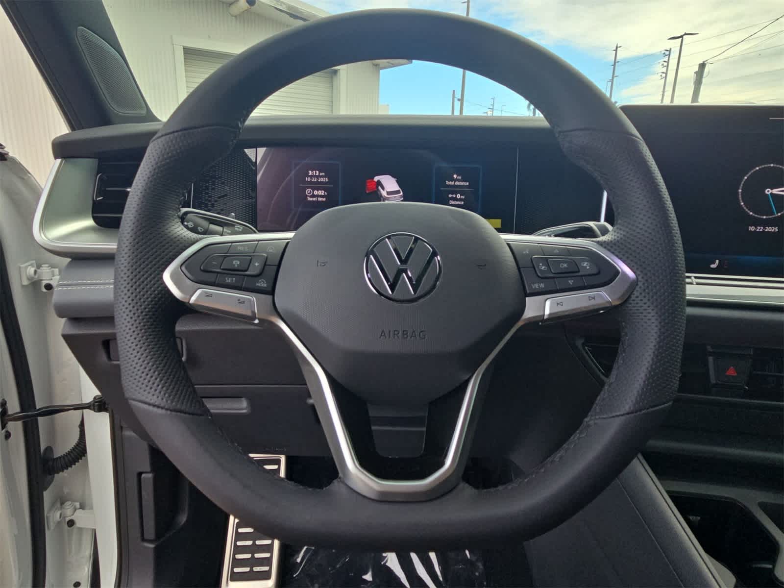 Thumbnail: 2025 Volkswagen Tiguan - 23