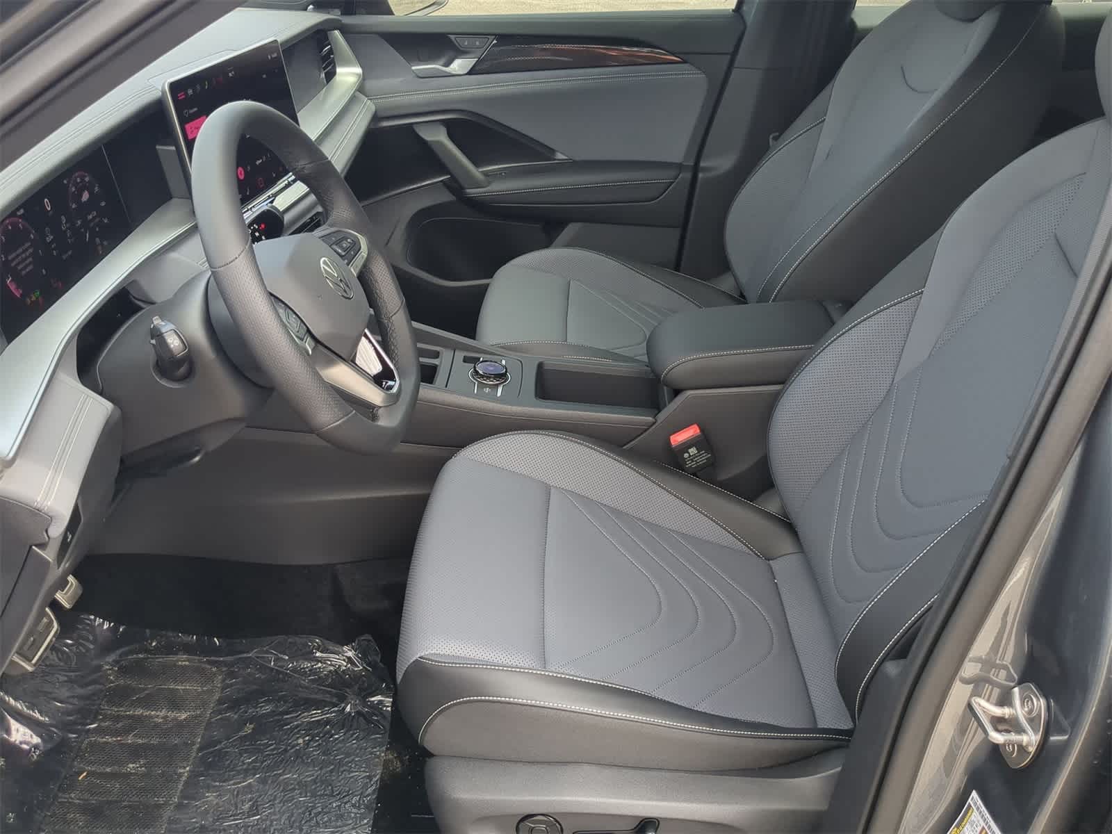 Thumbnail: 2026 Volkswagen Tiguan - 17