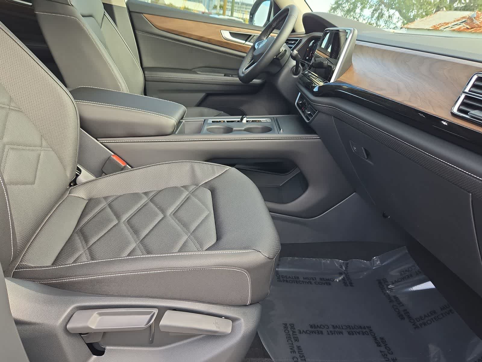 Thumbnail: 2026 Volkswagen Atlas - 28