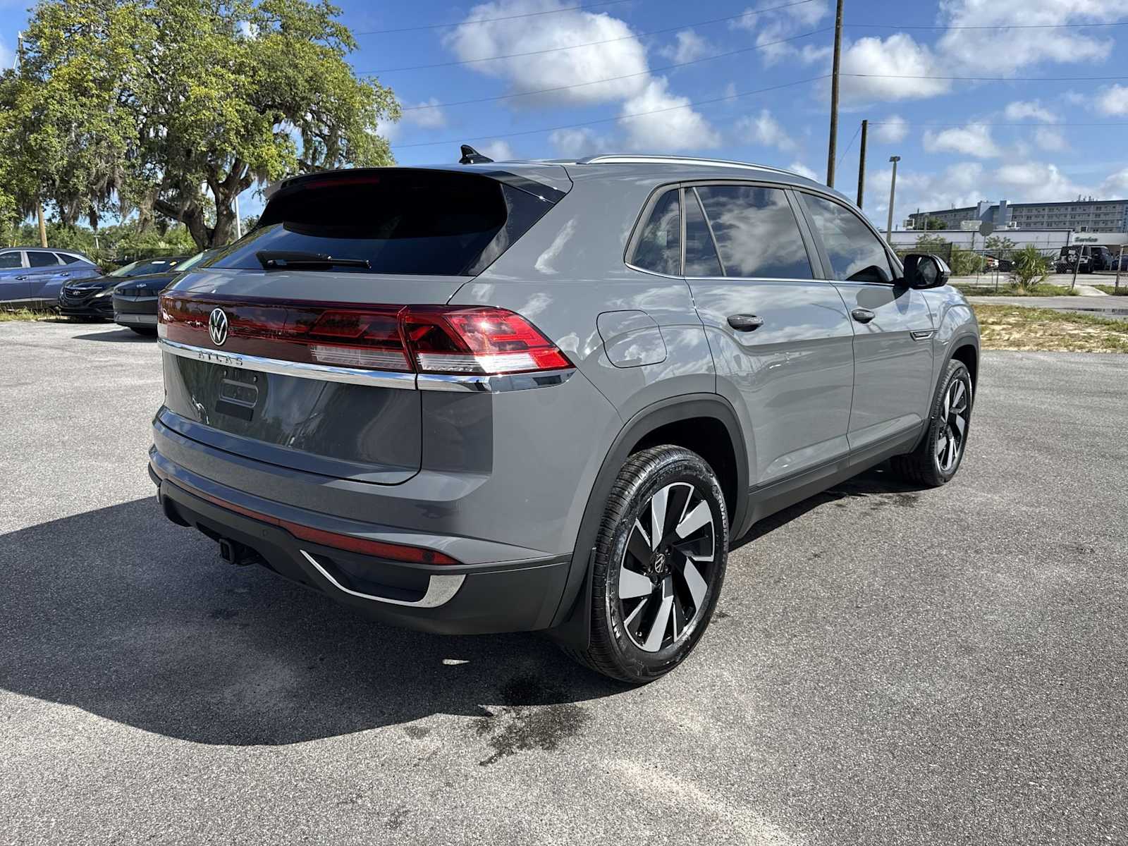 Thumbnail: 2025 Volkswagen Atlas - 14