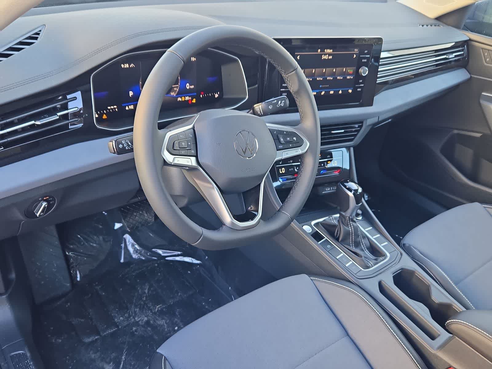 Thumbnail: 2026 Volkswagen Jetta - 10