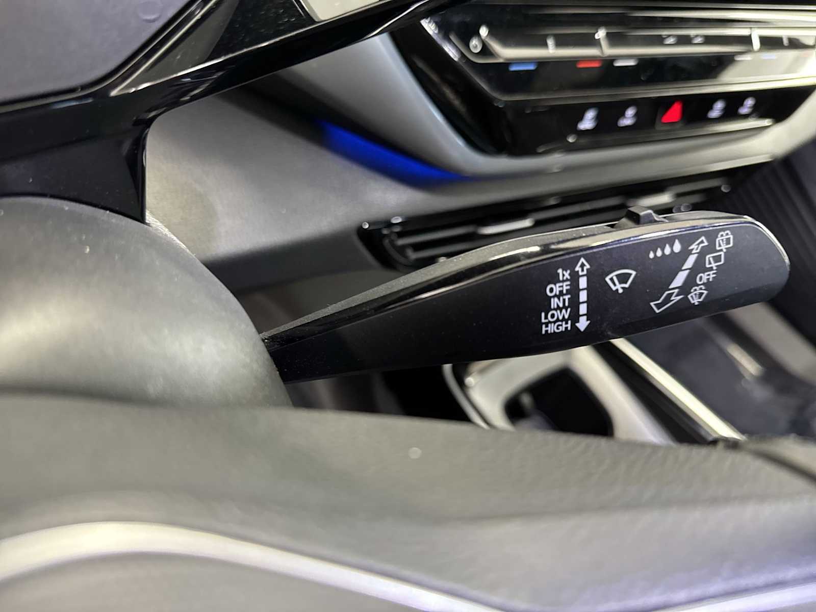 Thumbnail: 2024 Volkswagen ID.4 - 24