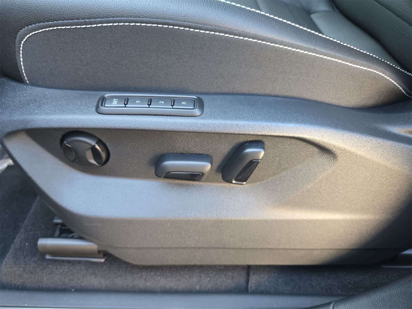 Thumbnail: 2026 Volkswagen Atlas - 18