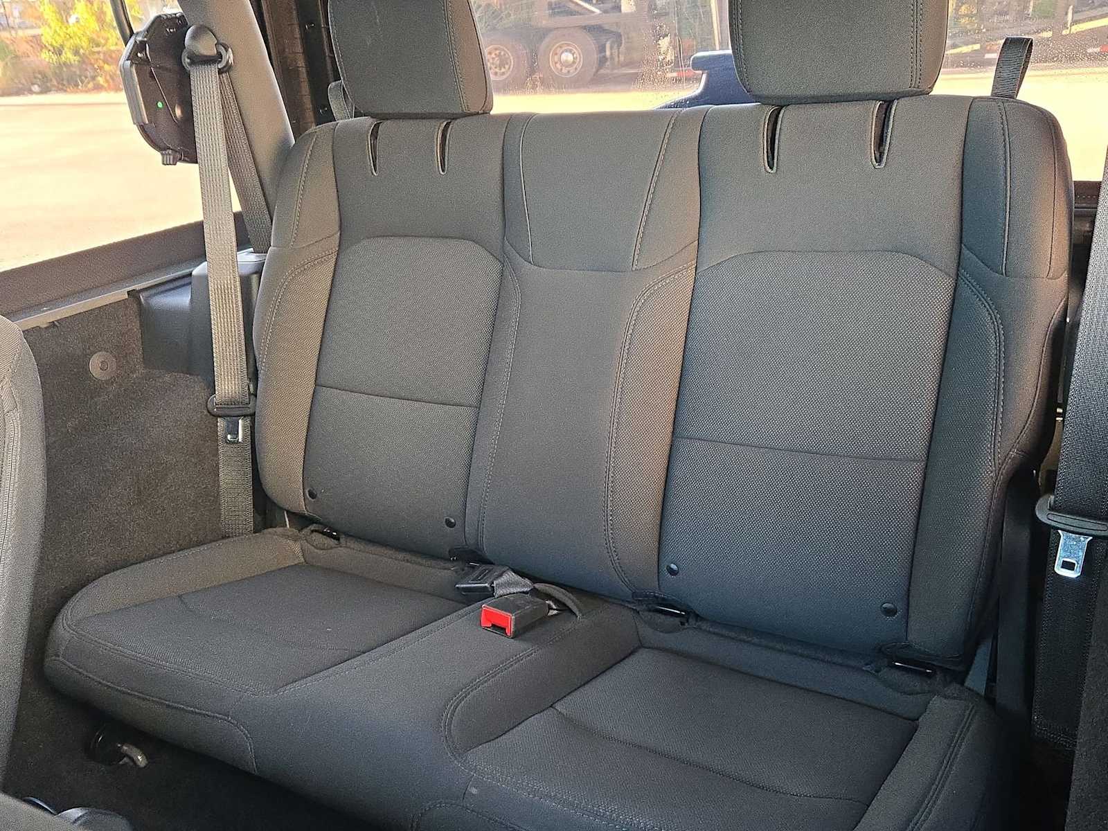 Thumbnail: 2020 Jeep Wrangler - 17