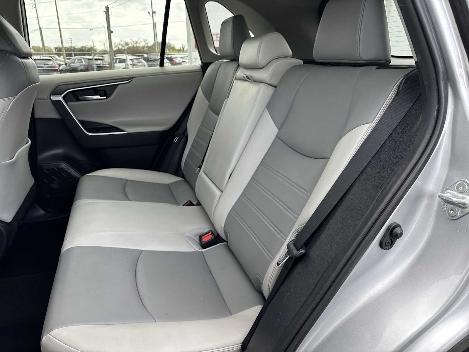 Thumbnail: 2020 Toyota RAV4 - 19