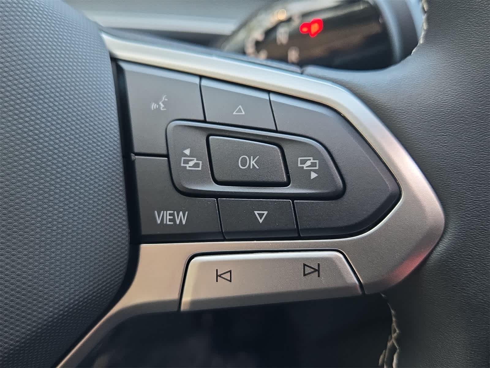 Thumbnail: 2026 Volkswagen Tiguan - 25