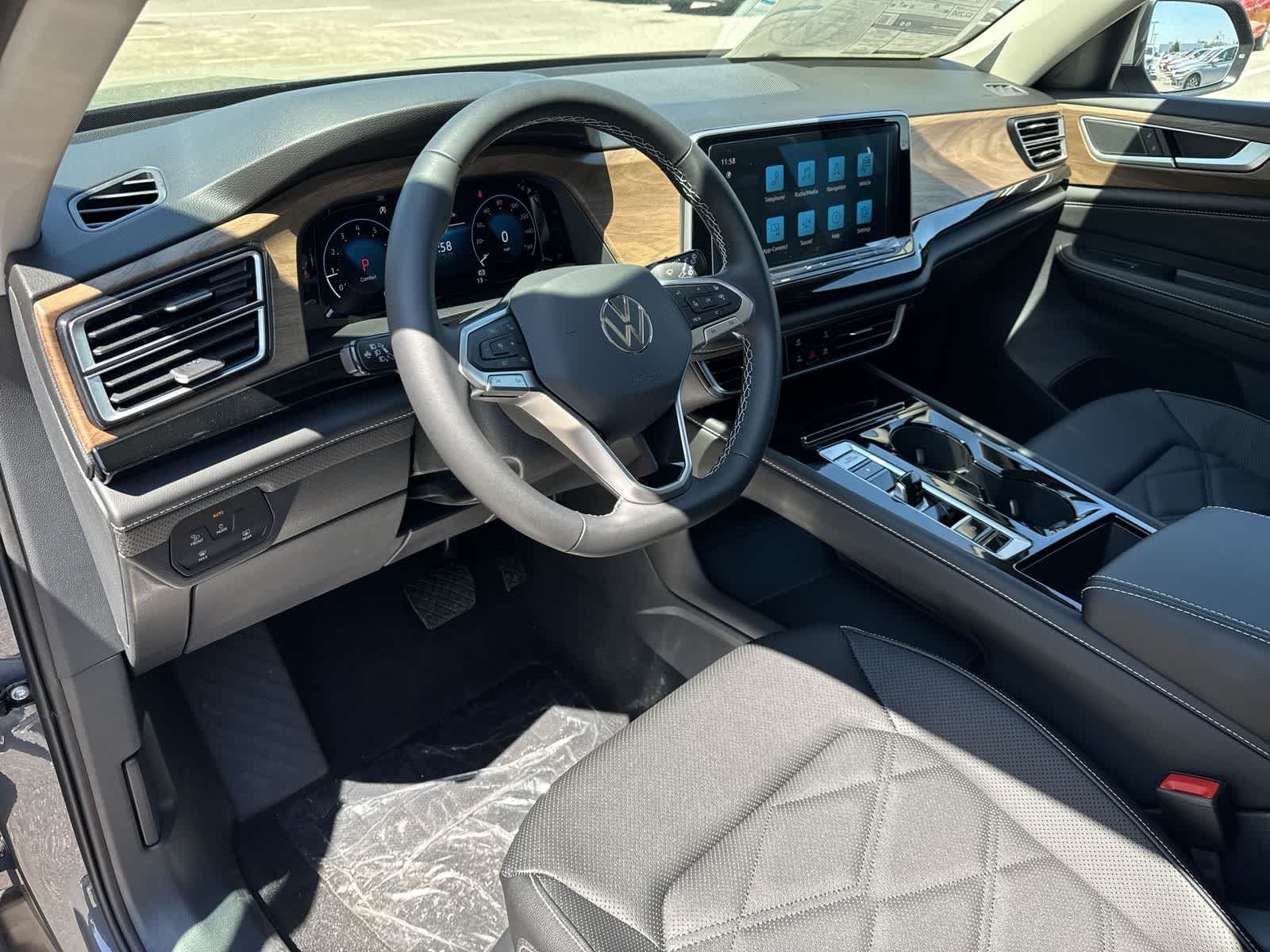 Thumbnail: 2026 Volkswagen Atlas - 2