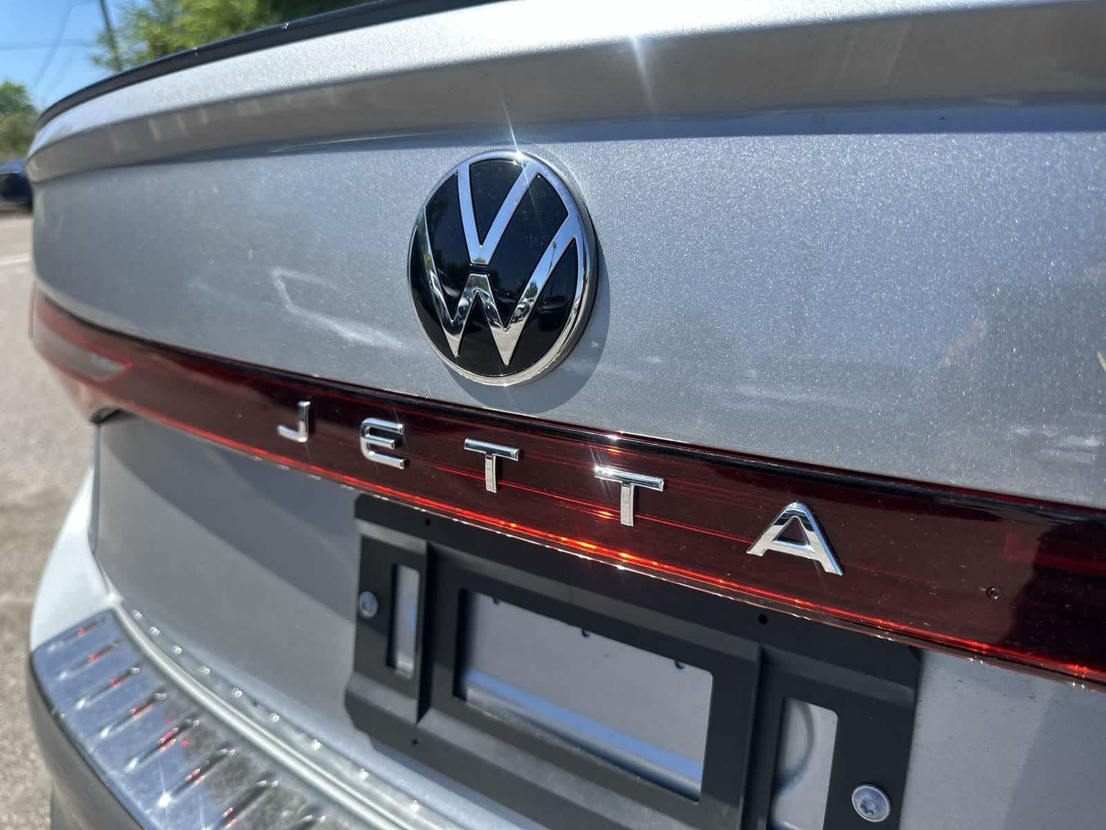 Thumbnail: 2026 Volkswagen Jetta - 11