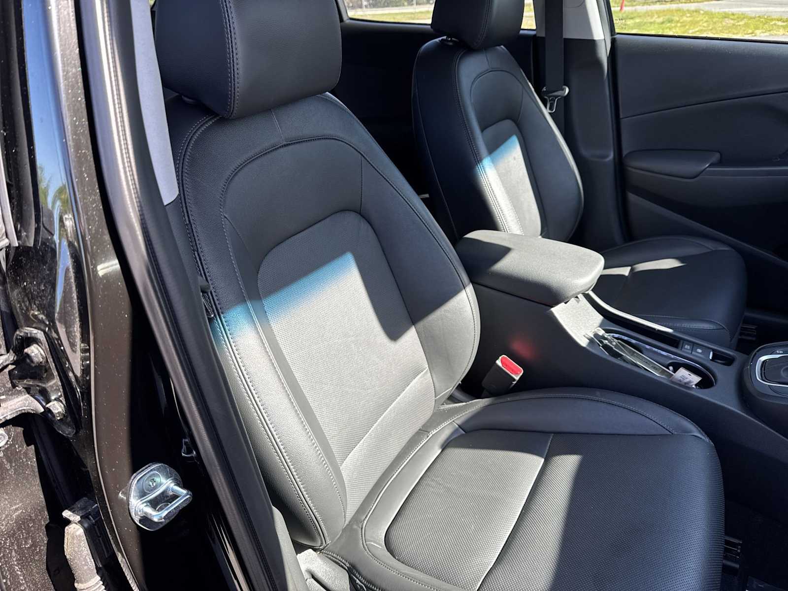 Thumbnail: 2022 Hyundai Kona - 22