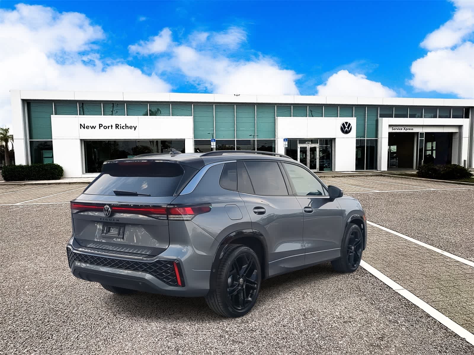 Thumbnail: 2026 Volkswagen Tiguan - 8