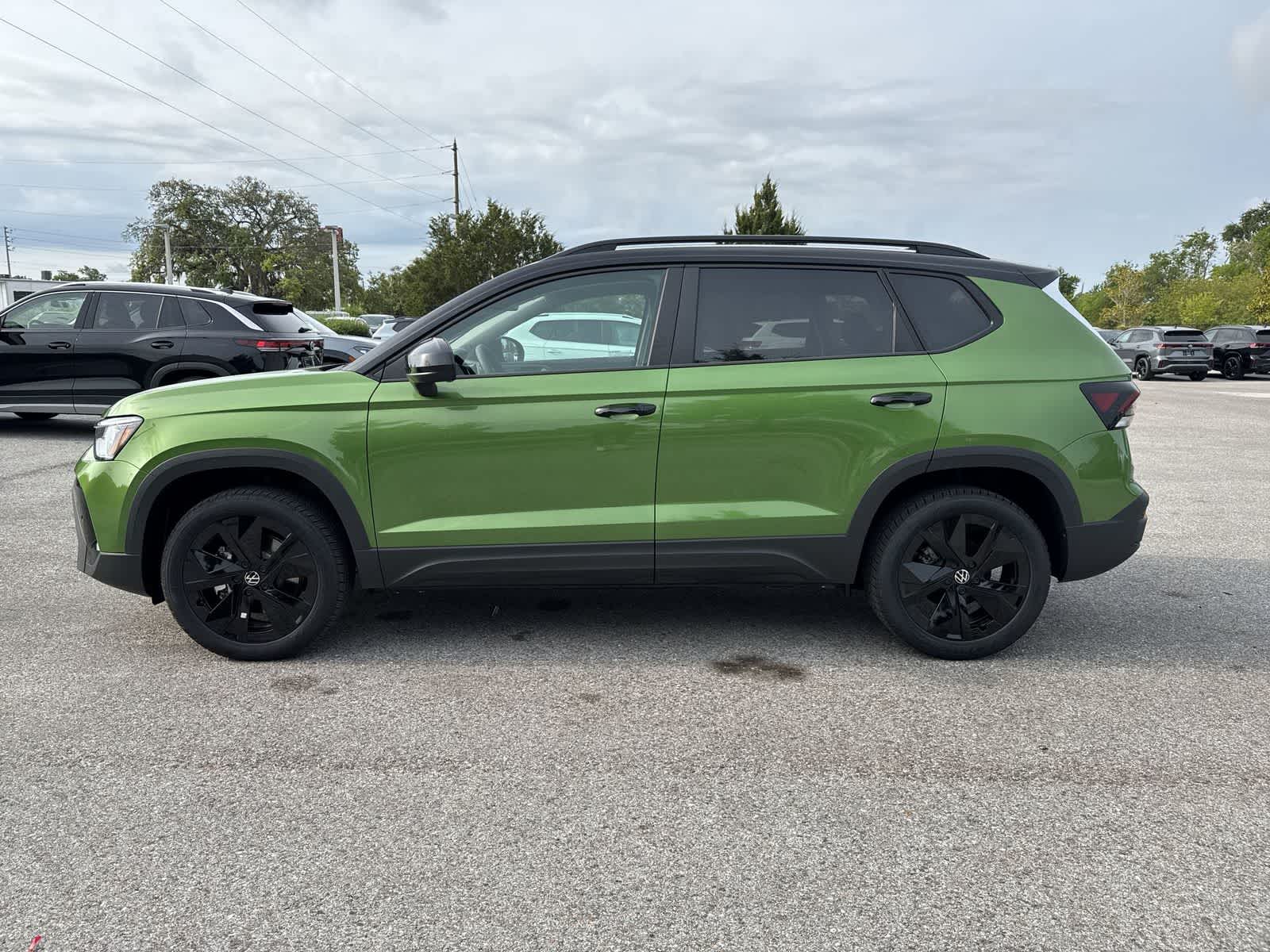 Thumbnail: 2026 Volkswagen Taos - 3