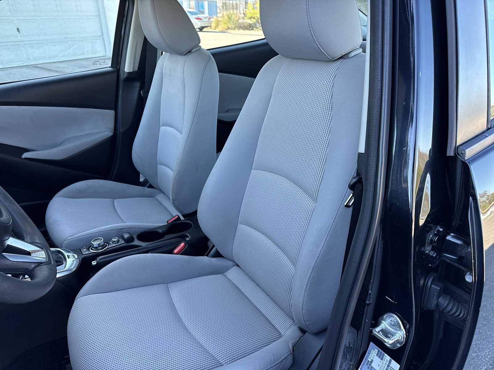 Thumbnail: 2019 Toyota Yaris - 16