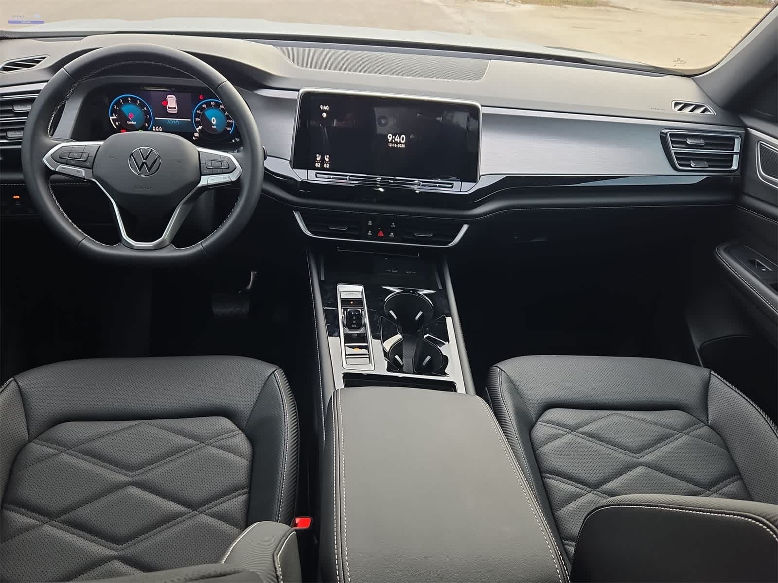 Thumbnail: 2026 Volkswagen Atlas - 16