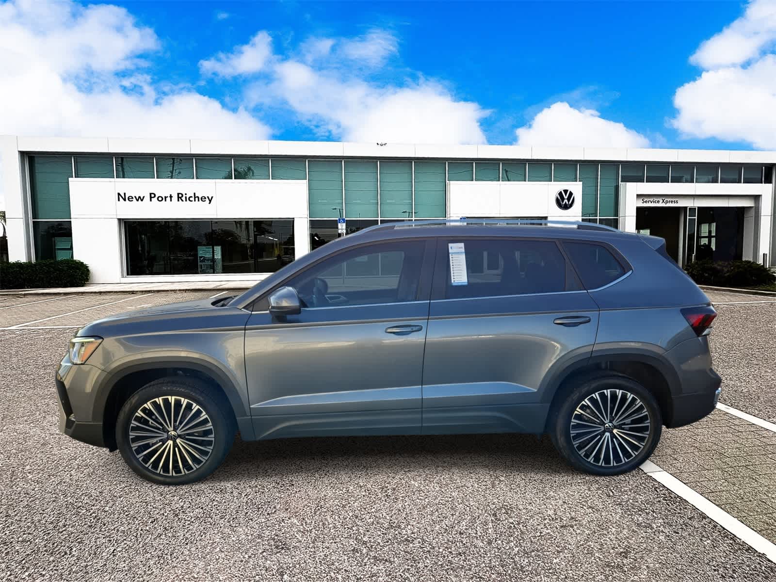 Thumbnail: 2025 Volkswagen Taos - 5