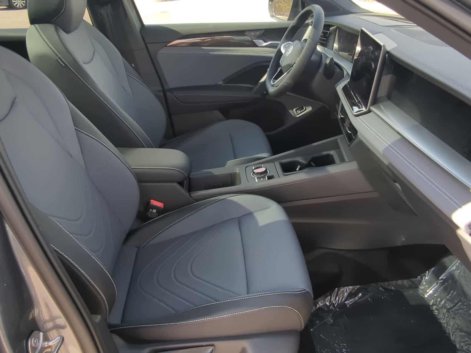 Thumbnail: 2026 Volkswagen Tiguan - 24