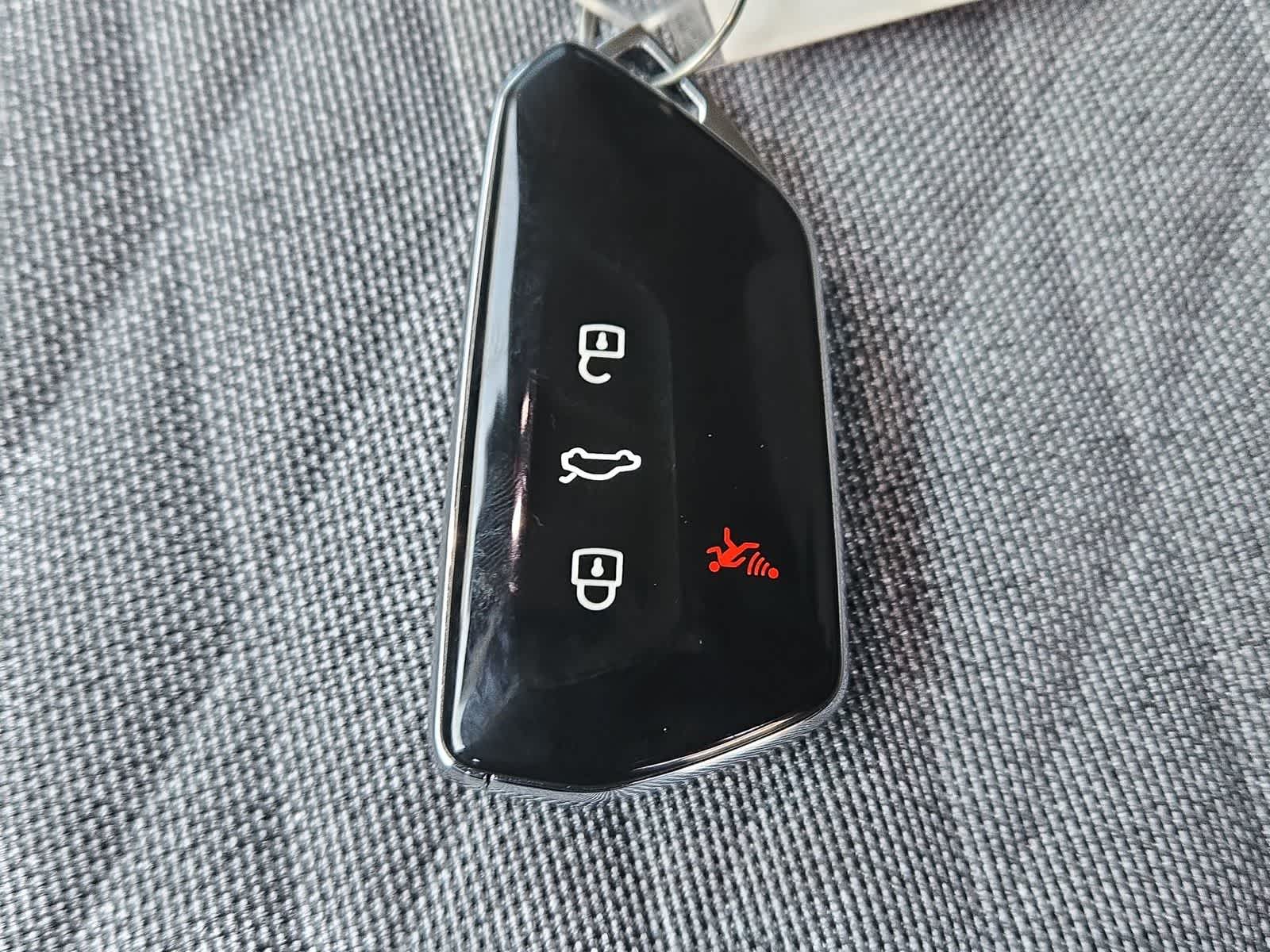 Thumbnail: 2025 Volkswagen Tiguan - 33