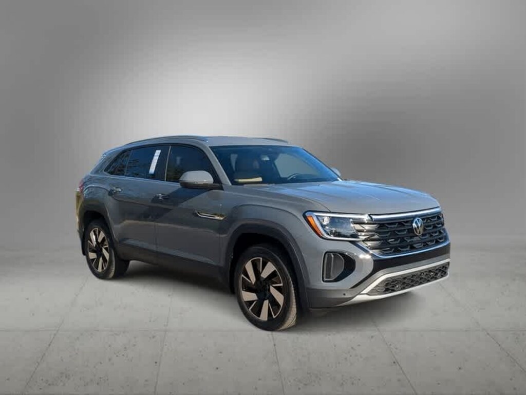 New 2025 Volkswagen Atlas Cross Sport 2.0T SE w/Technology SUV