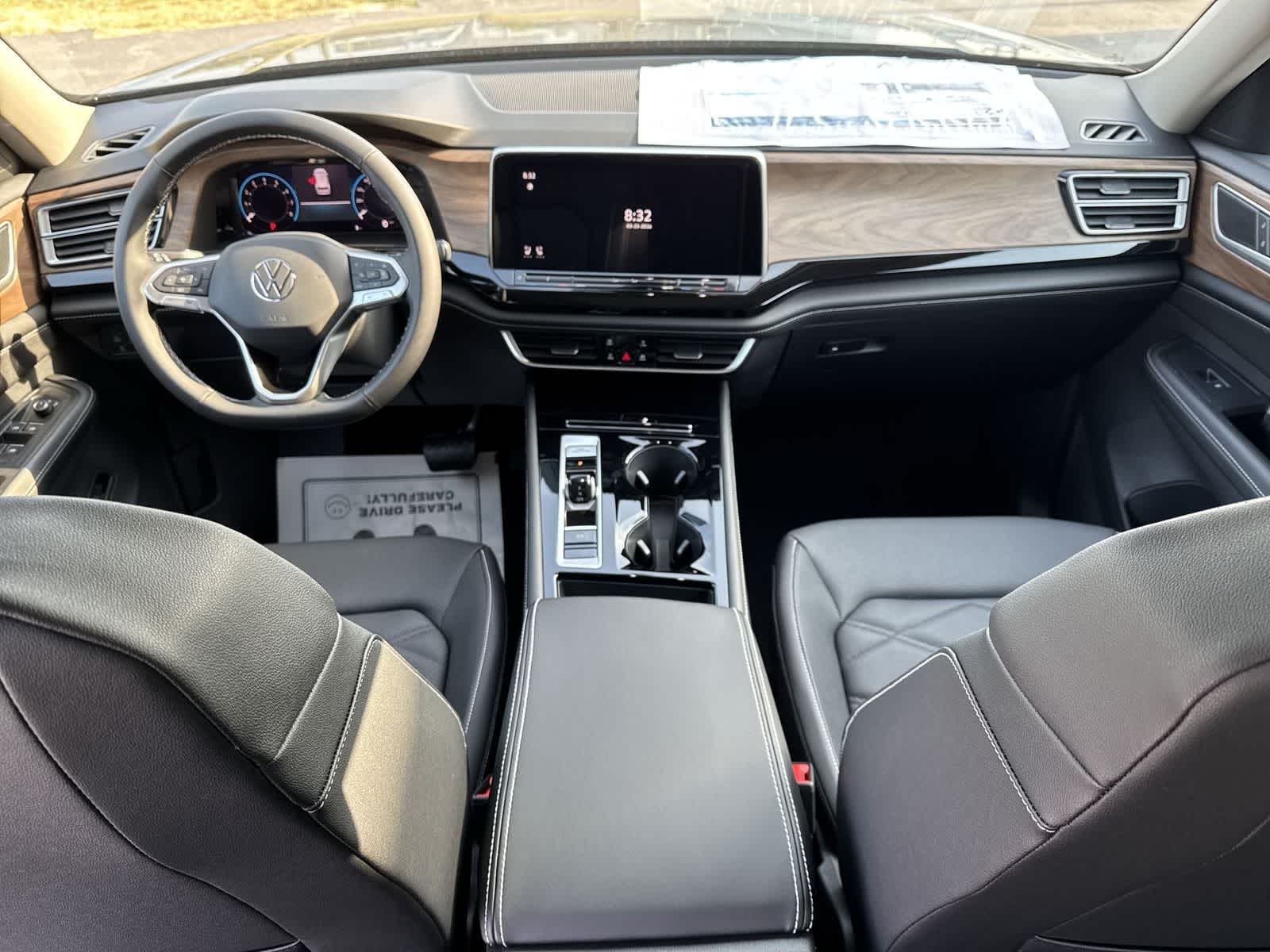 Thumbnail: 2026 Volkswagen Atlas - 14