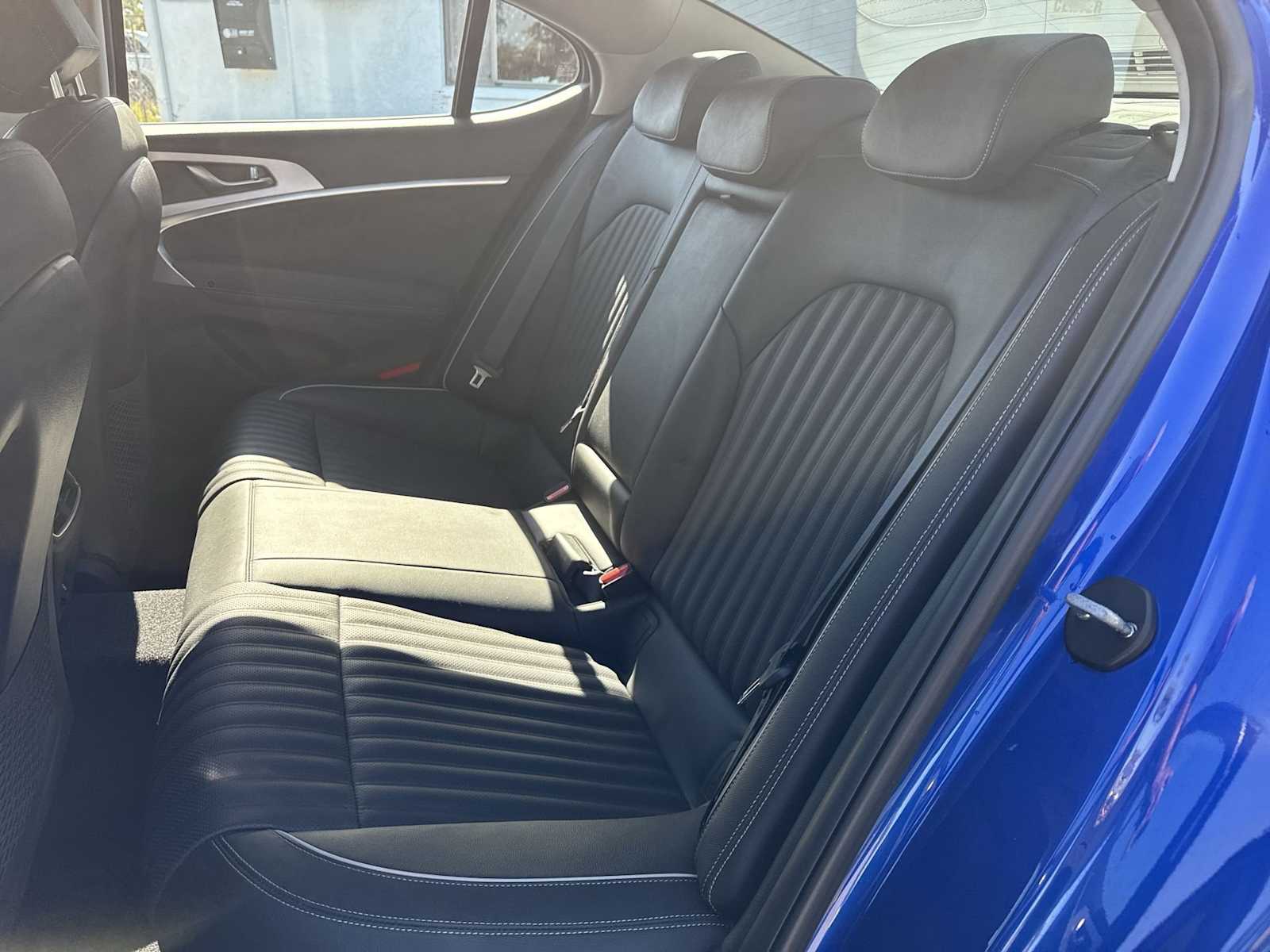 Thumbnail: 2021 Genesis G70 - 19