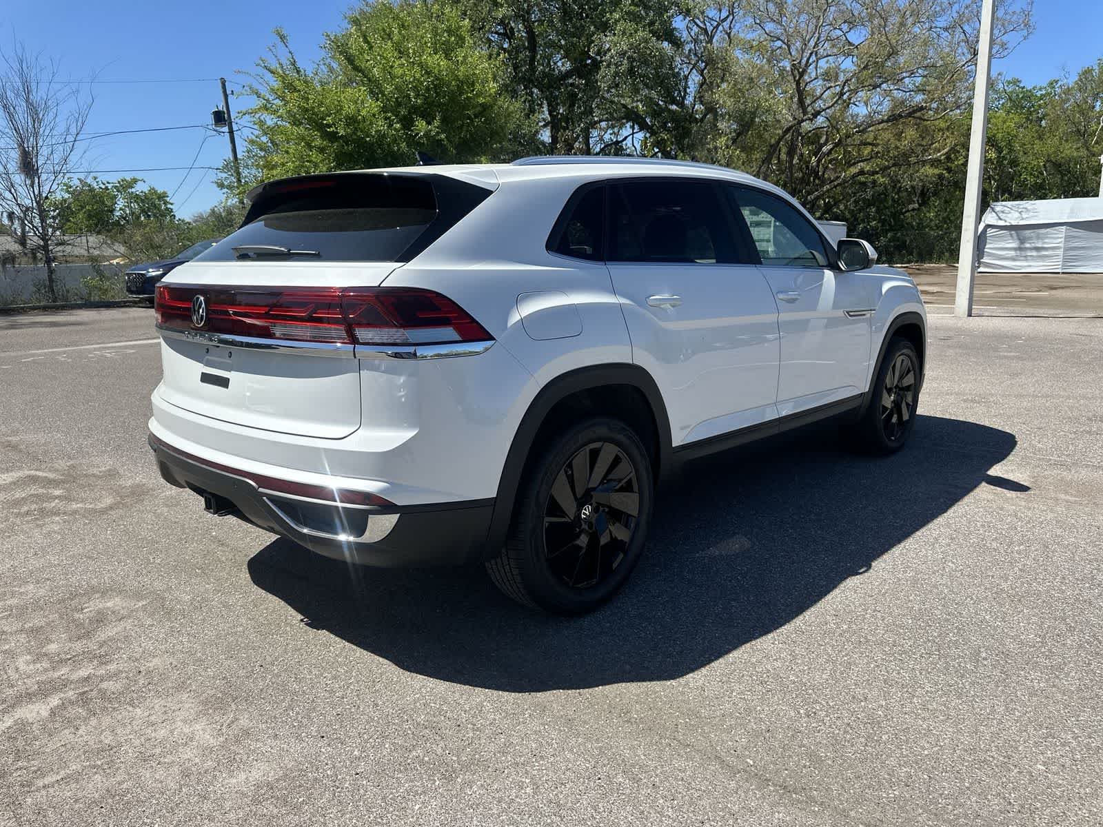 Thumbnail: 2026 Volkswagen Atlas - 6