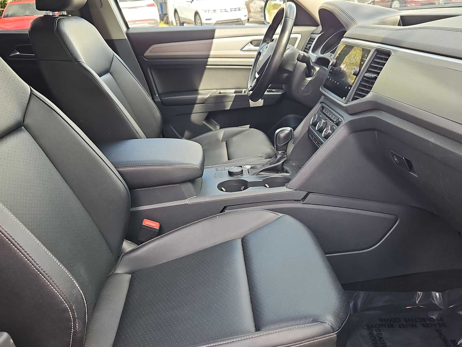 Thumbnail: 2018 Volkswagen Atlas - 22