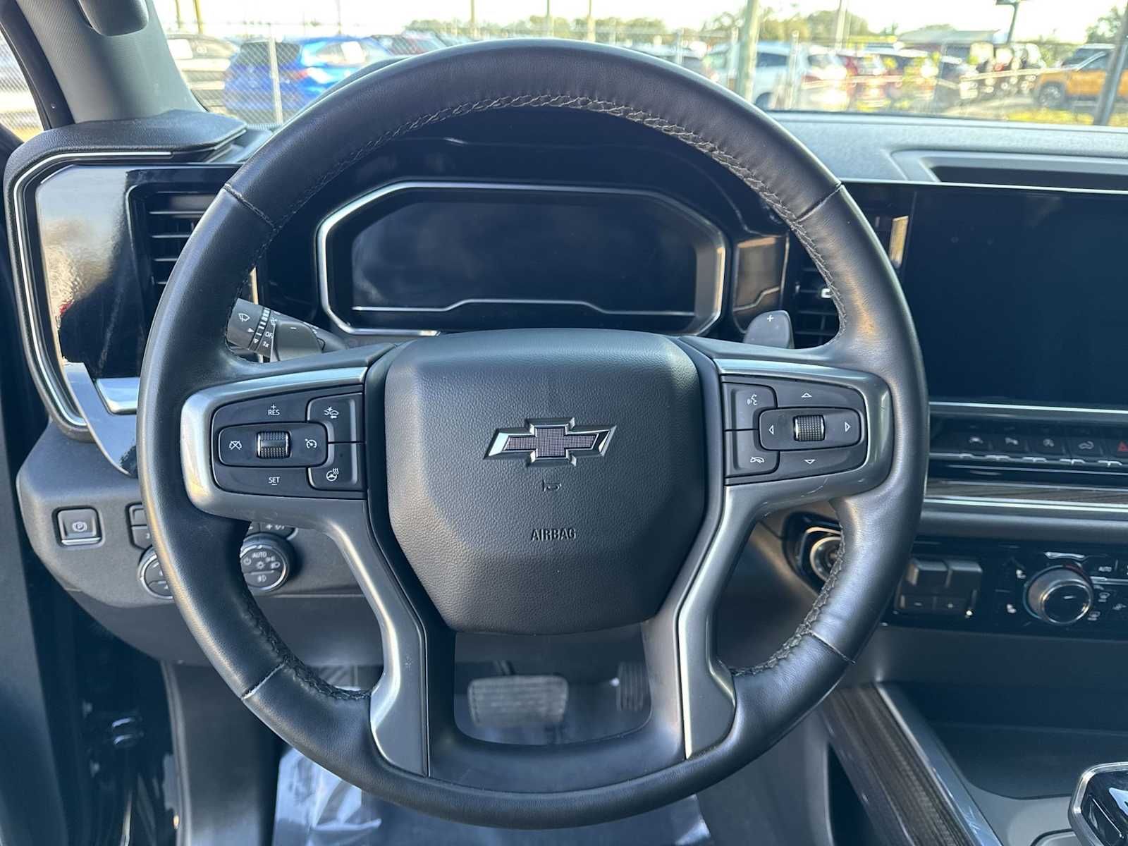 Thumbnail: 2023 Chevrolet Silverado 1500 - 22