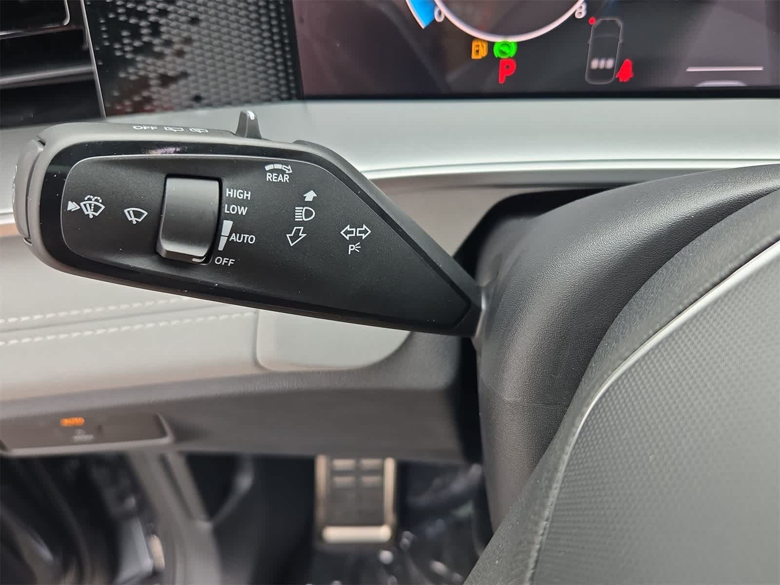 Thumbnail: 2025 Volkswagen Tiguan - 28