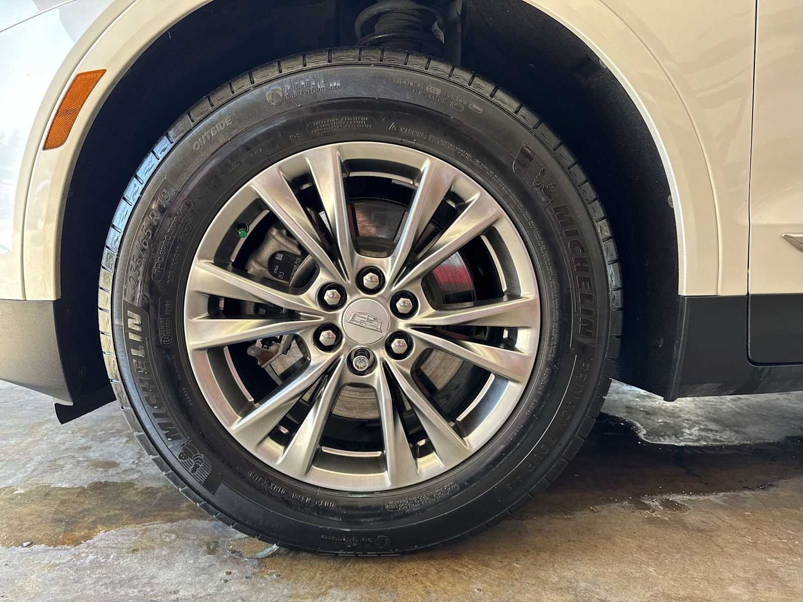 Thumbnail: 2021 Cadillac XT5 - 12