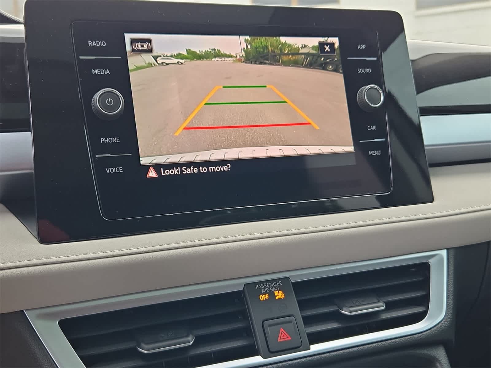 Thumbnail: 2025 Volkswagen Taos - 30