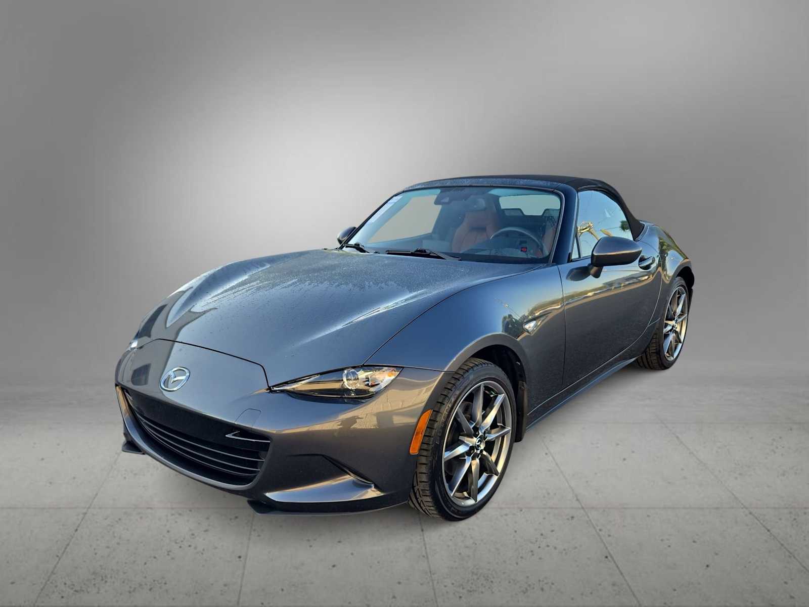 Thumbnail: 2023 Mazda MX-5 Miata - 4