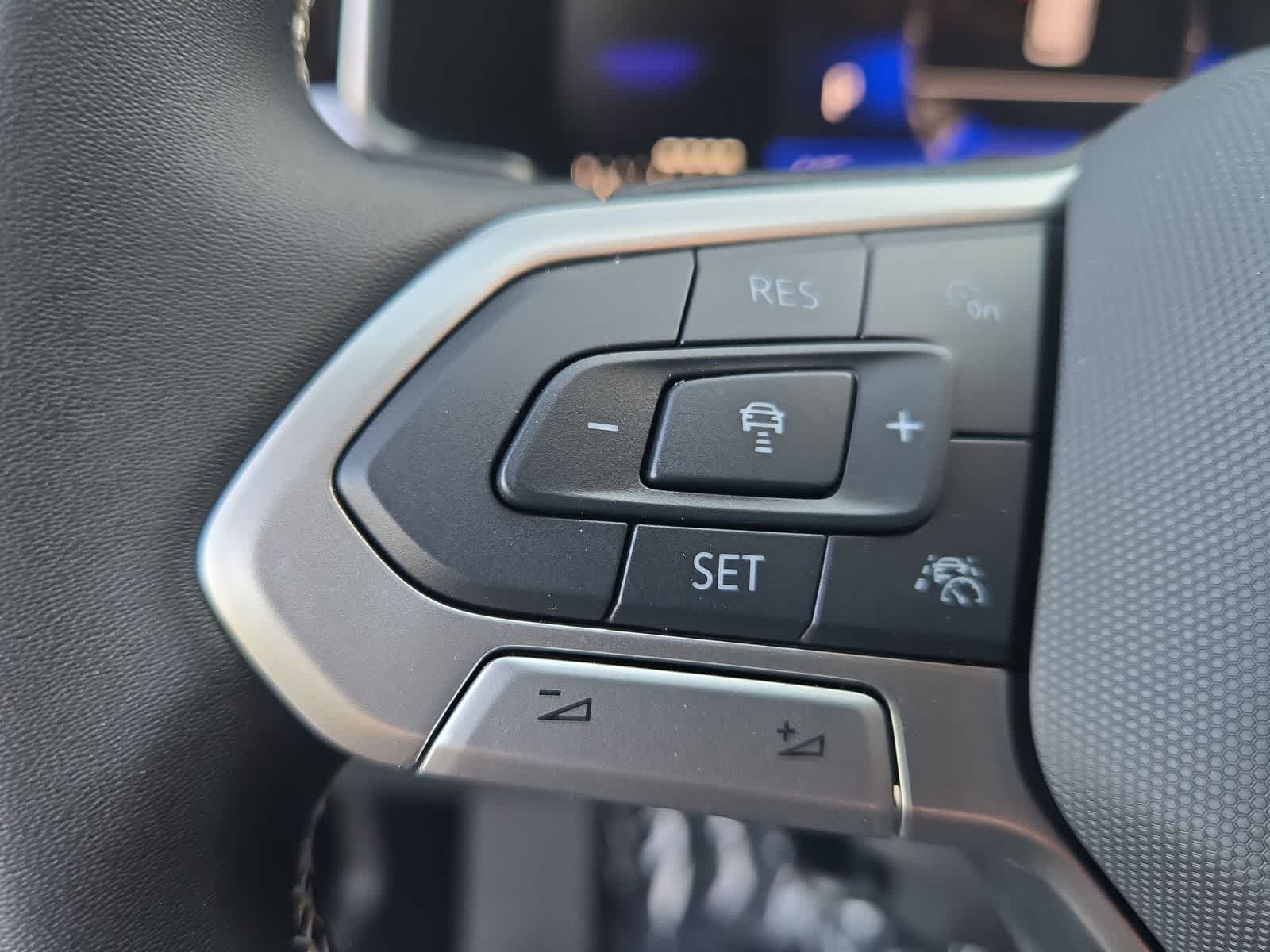 Thumbnail: 2025 Volkswagen Taos - 23