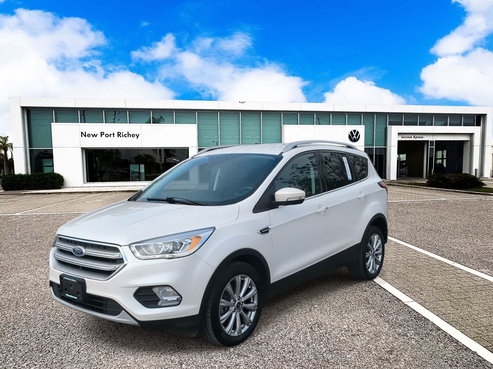 Thumbnail: 2017 Ford Escape - 6