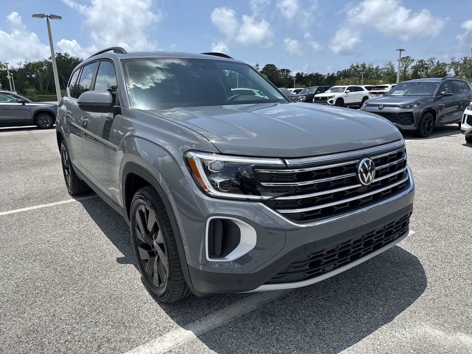 Thumbnail: 2026 Volkswagen Atlas - 7