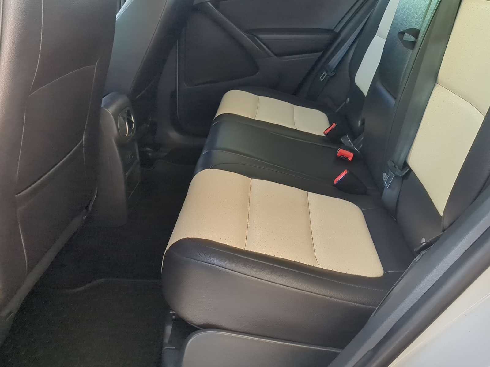 Thumbnail: 2017 Volkswagen Tiguan - 17