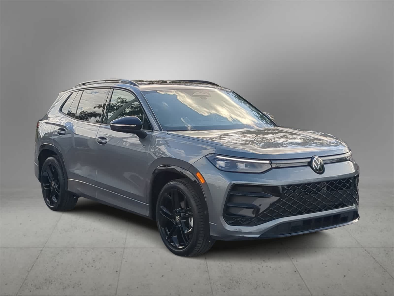 Thumbnail: 2026 Volkswagen Tiguan - 2