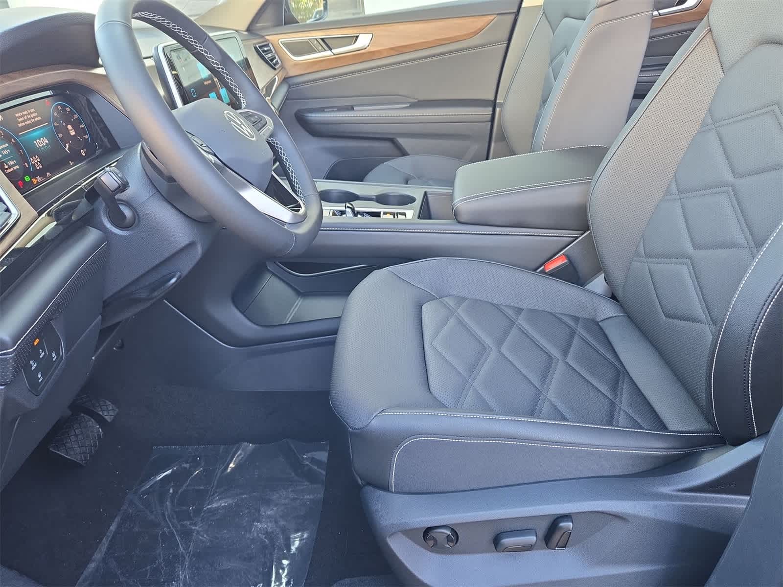 Thumbnail: 2026 Volkswagen Atlas - 17