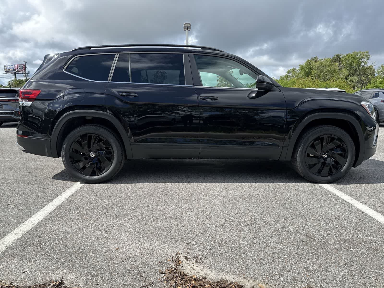 Thumbnail: 2026 Volkswagen Atlas - 7