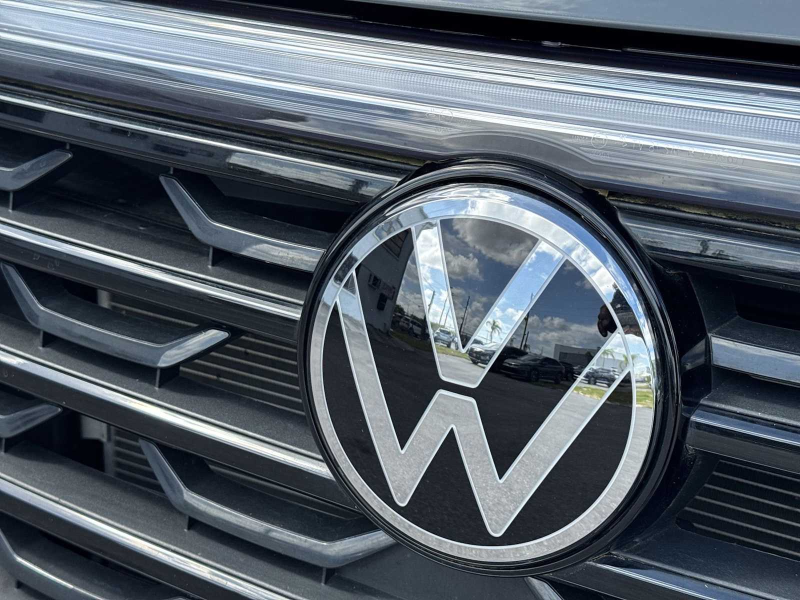 Thumbnail: 2024 Volkswagen Atlas - 10