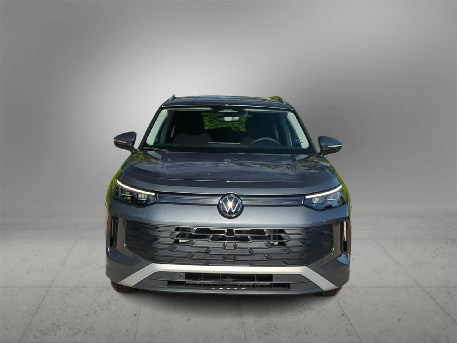 Thumbnail: 2025 Volkswagen Tiguan - 3