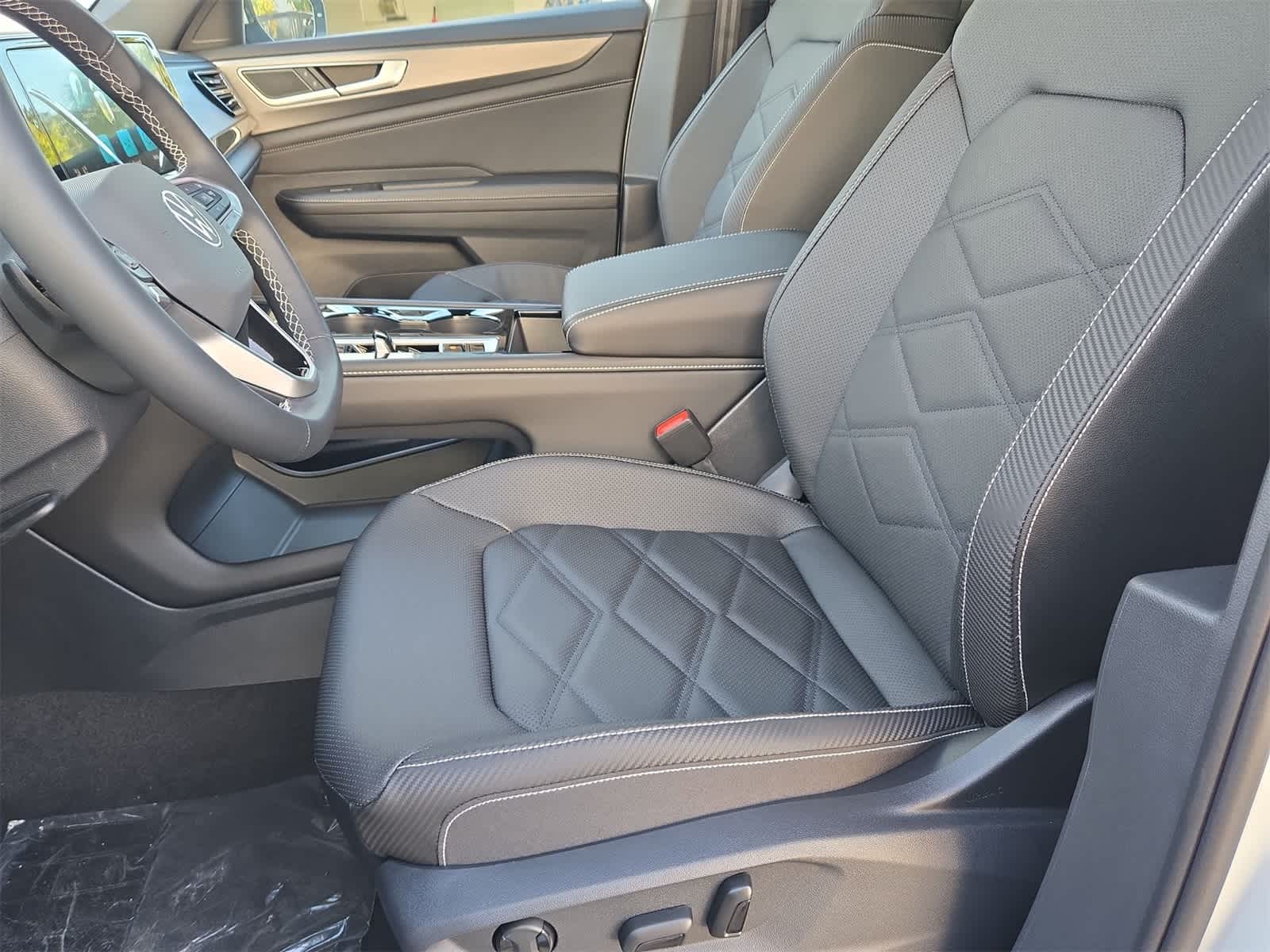 Thumbnail: 2026 Volkswagen Atlas - 17