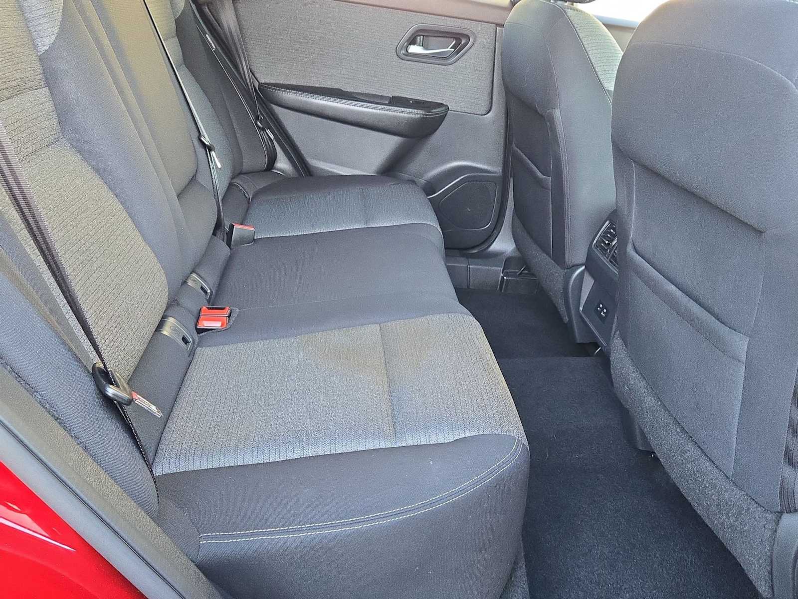 Thumbnail: 2021 Nissan Rogue - 21