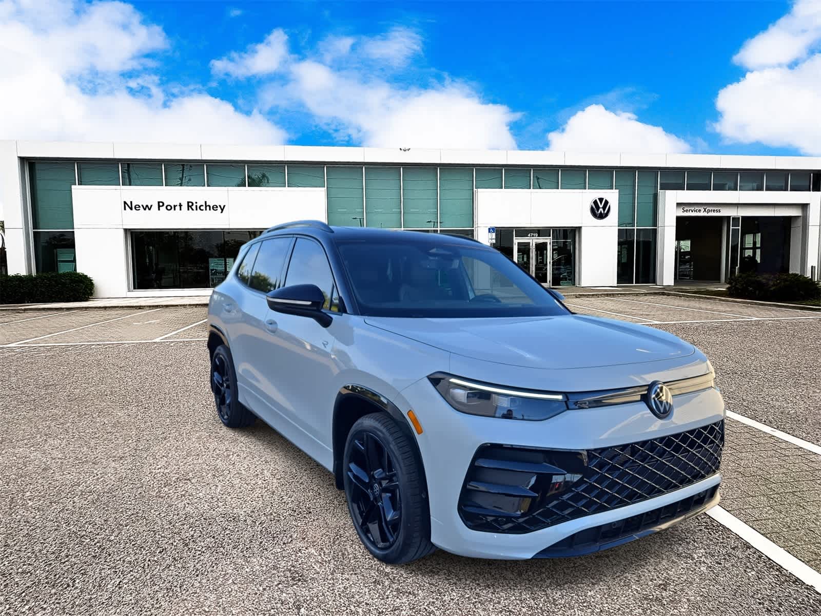 Thumbnail: 2026 Volkswagen Tiguan - 2