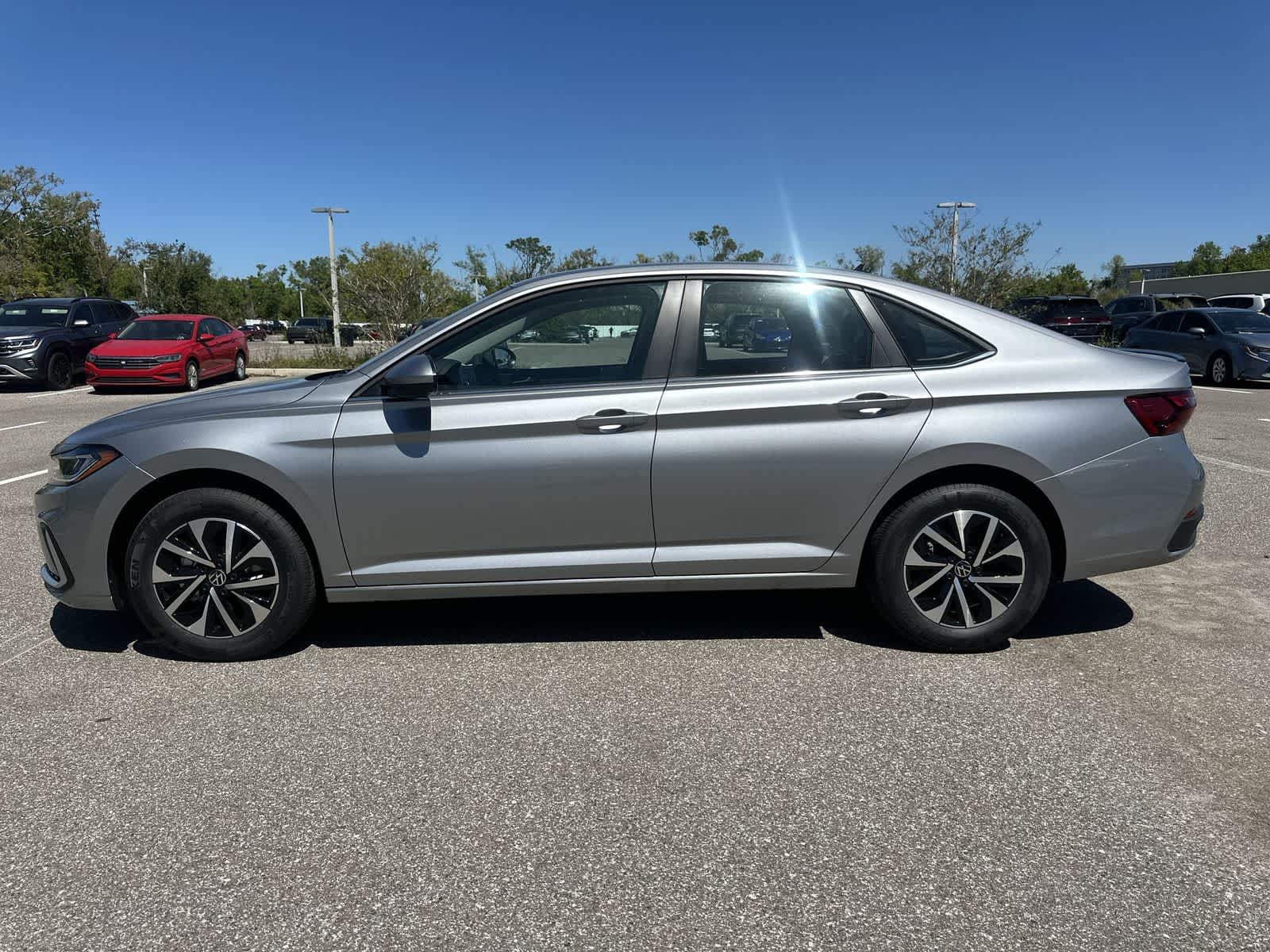 Thumbnail: 2026 Volkswagen Jetta - 3