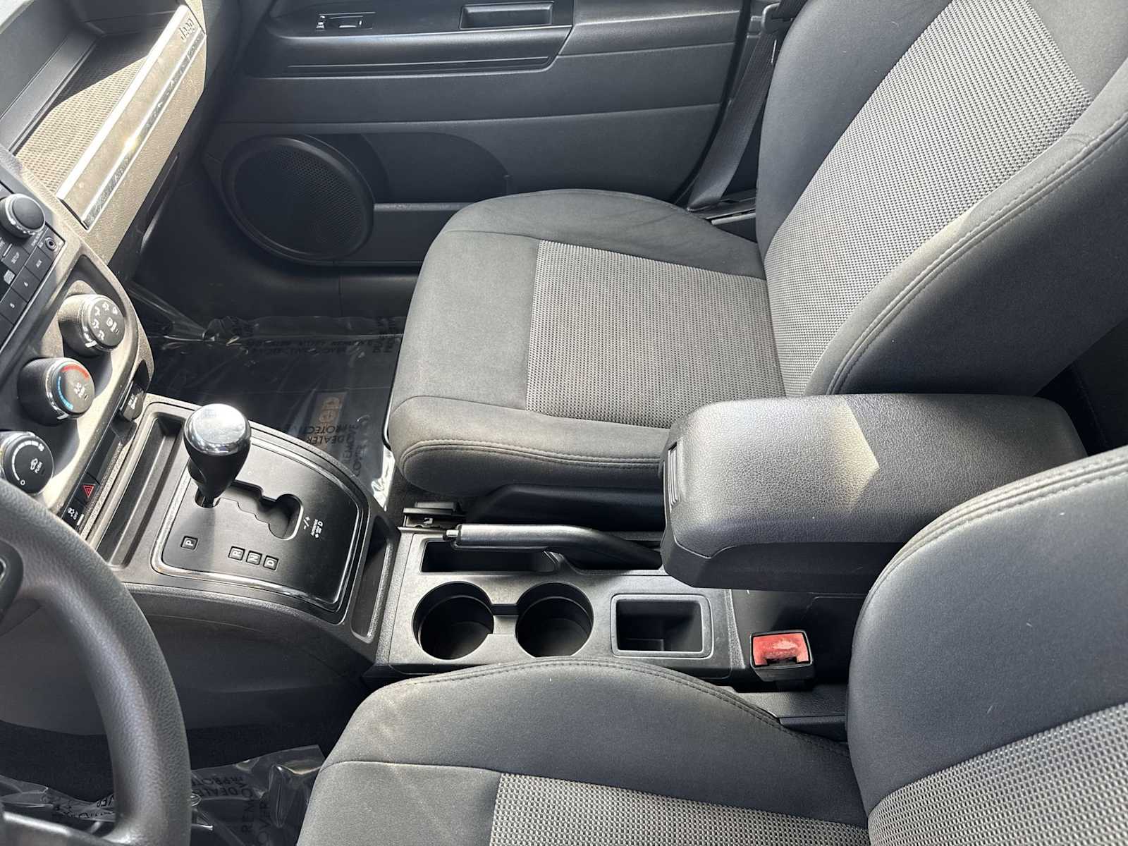 Thumbnail: 2011 Jeep Compass - 21