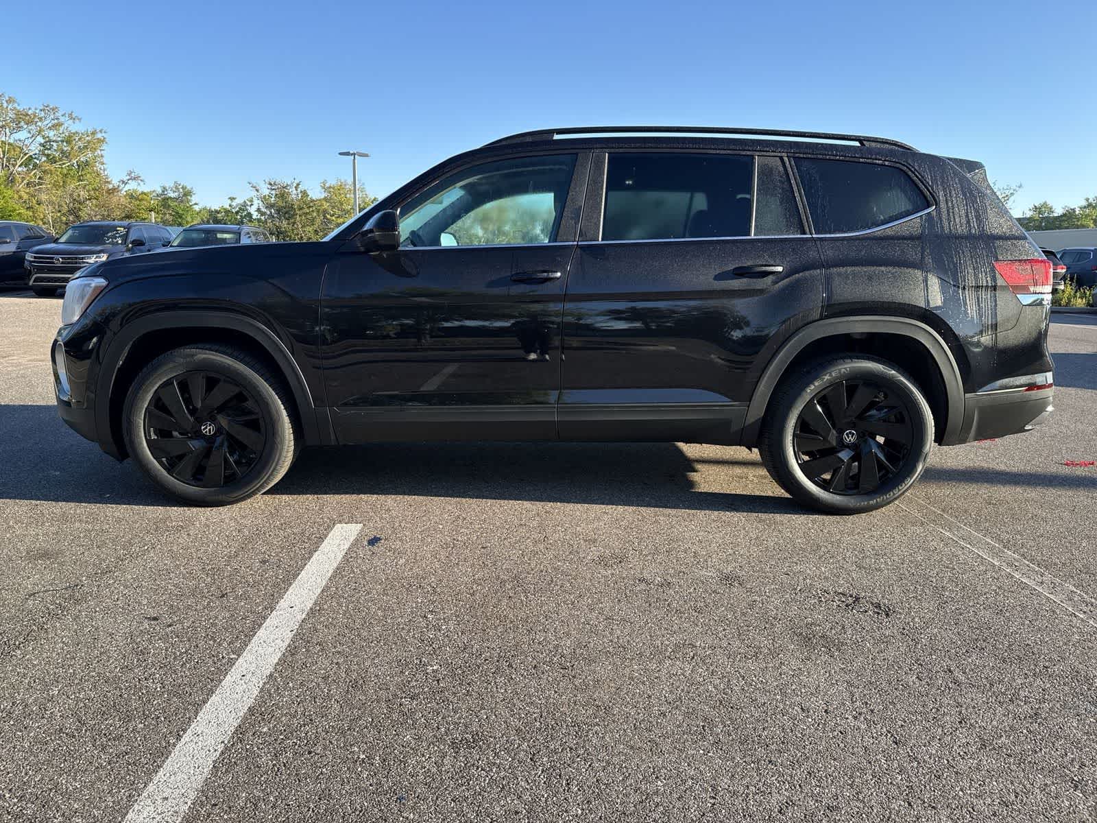 Thumbnail: 2026 Volkswagen Atlas - 3