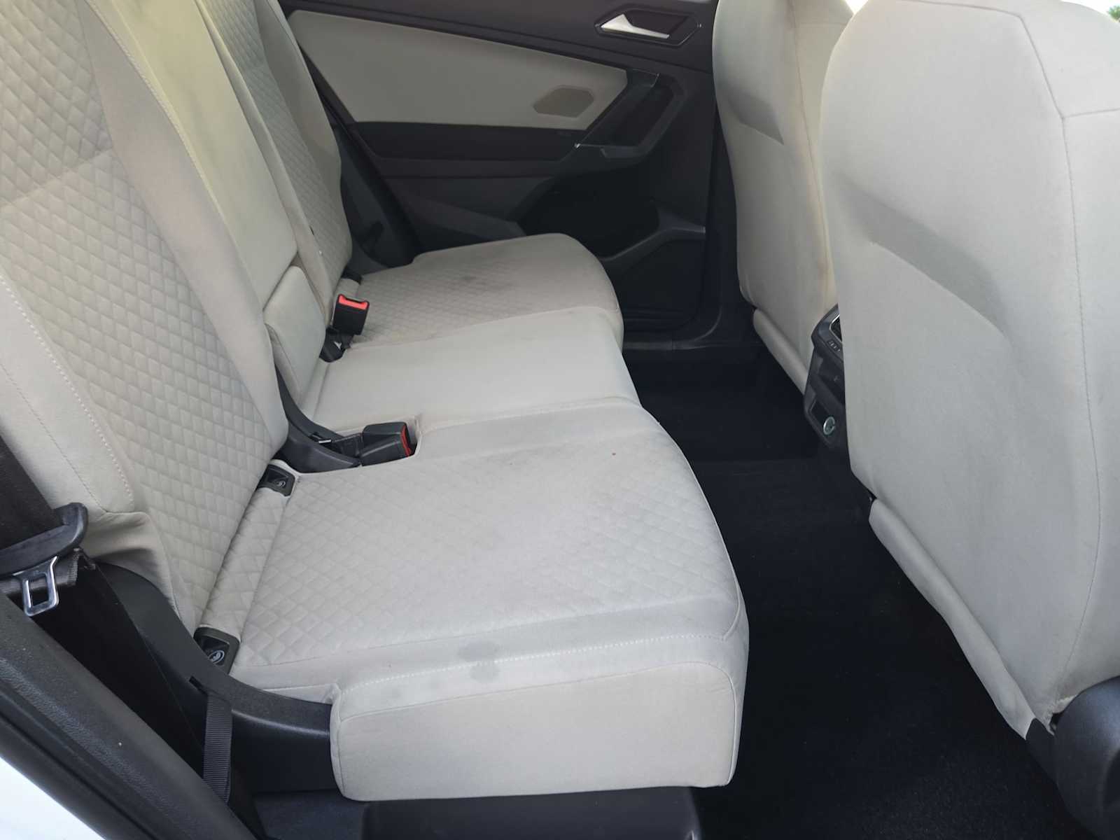 Thumbnail: 2018 Volkswagen Tiguan - 26