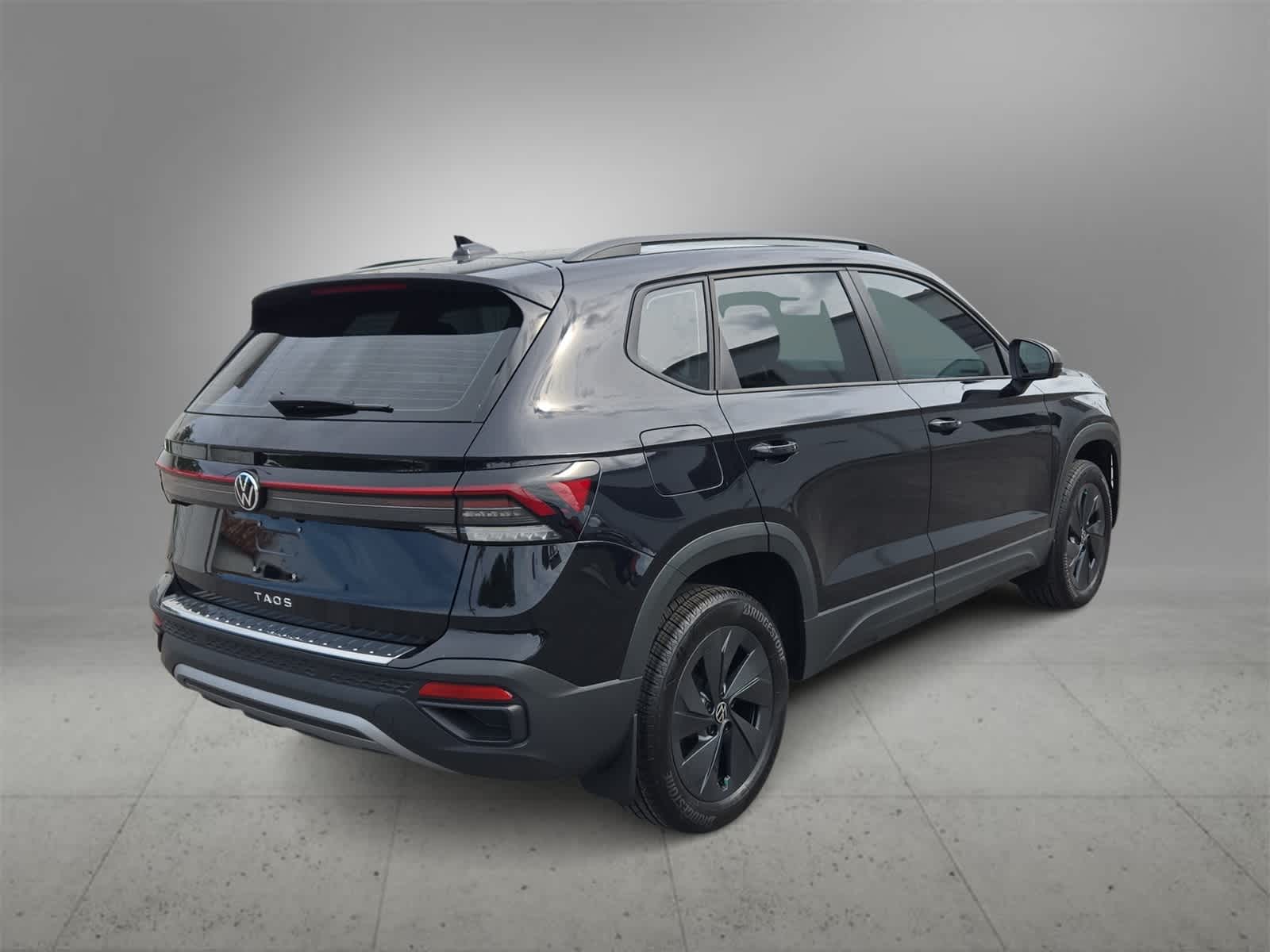 Thumbnail: 2025 Volkswagen Taos - 8