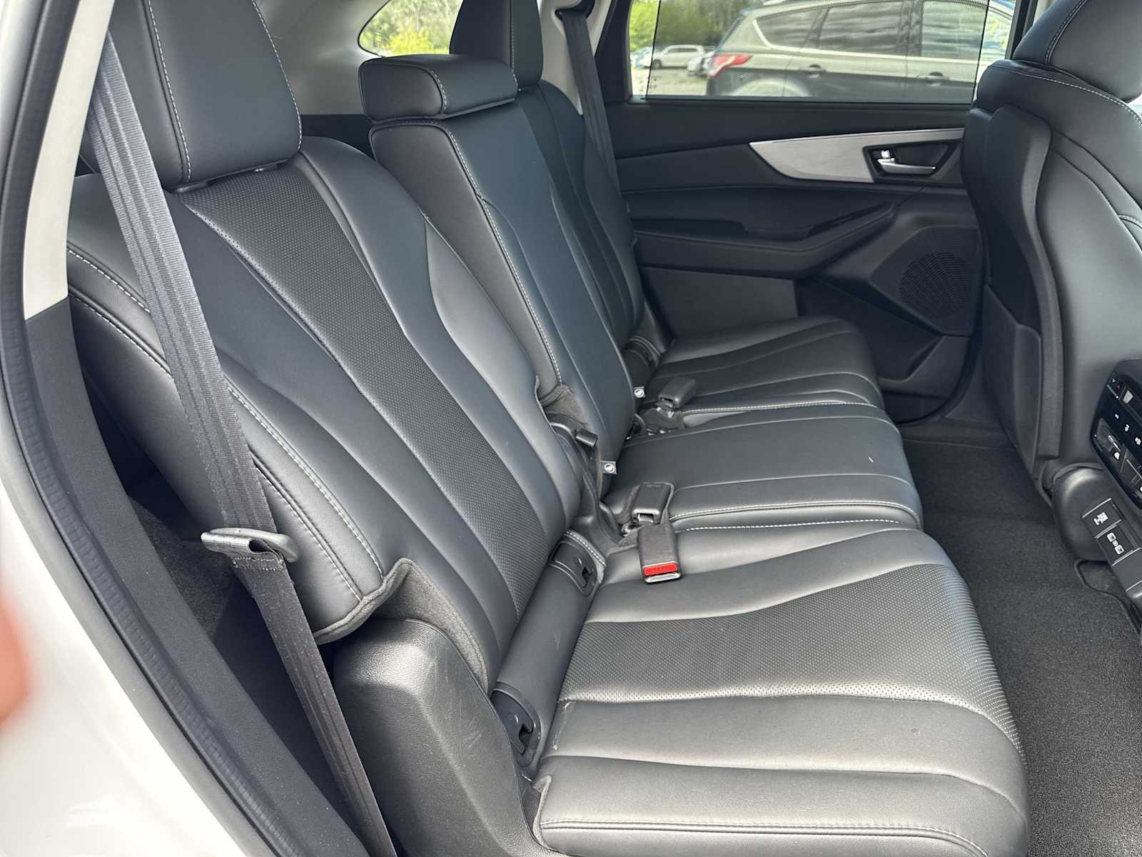 Thumbnail: 2023 Acura MDX - 19