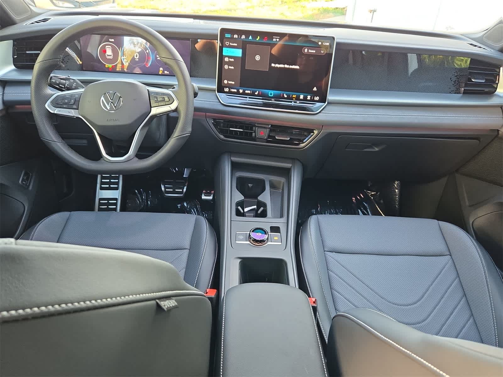 Thumbnail: 2025 Volkswagen Tiguan - 16