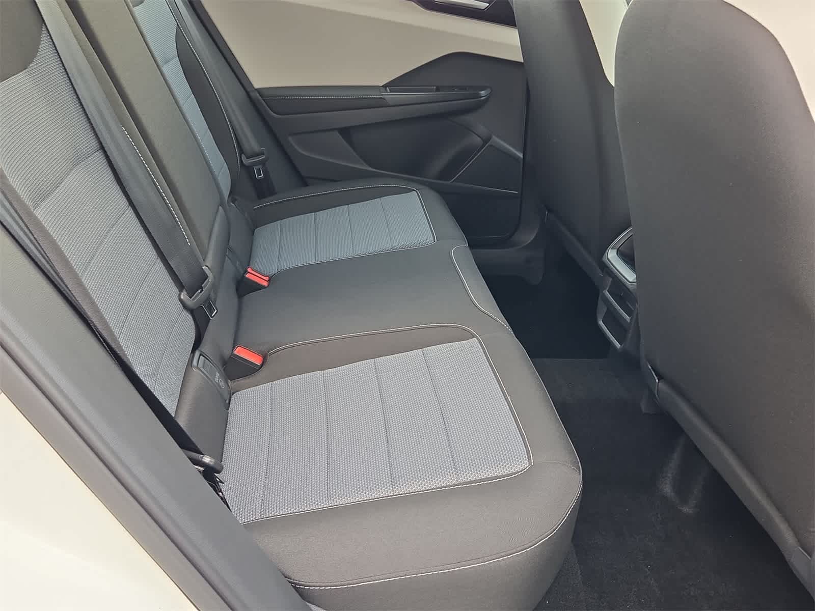 Thumbnail: 2025 Volkswagen Taos - 19